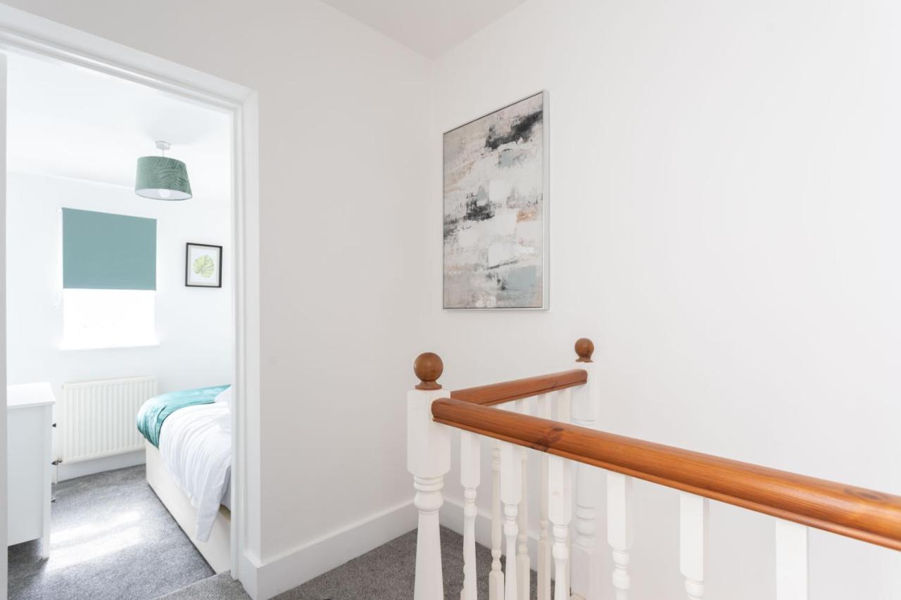 30 Percent Off Monthly Stays - City Centre - 3 Bedrooms St Albans 외부 사진