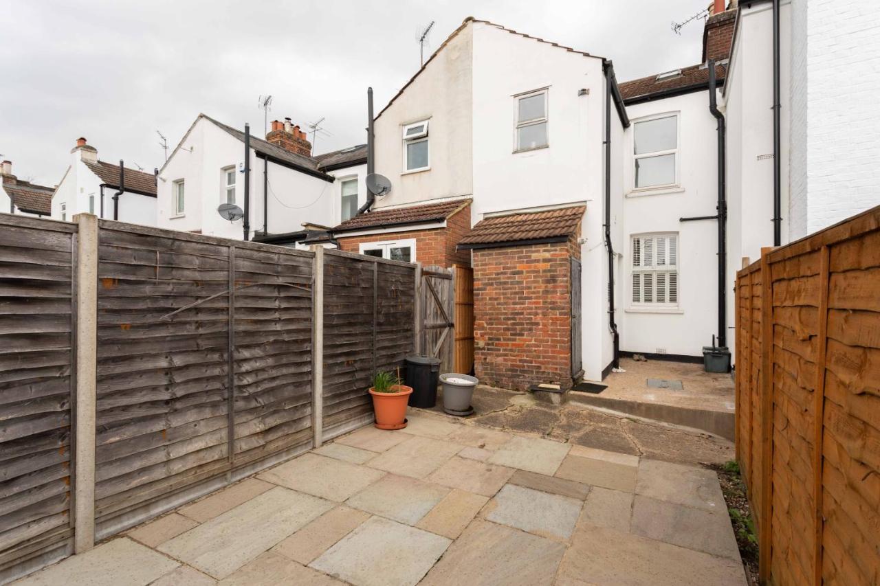 30 Percent Off Monthly Stays - City Centre - 3 Bedrooms St Albans 외부 사진