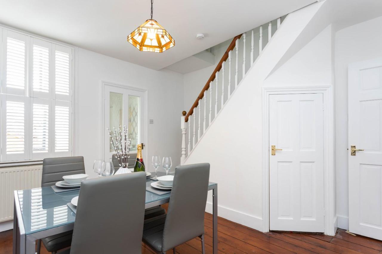 30 Percent Off Monthly Stays - City Centre - 3 Bedrooms St Albans 외부 사진