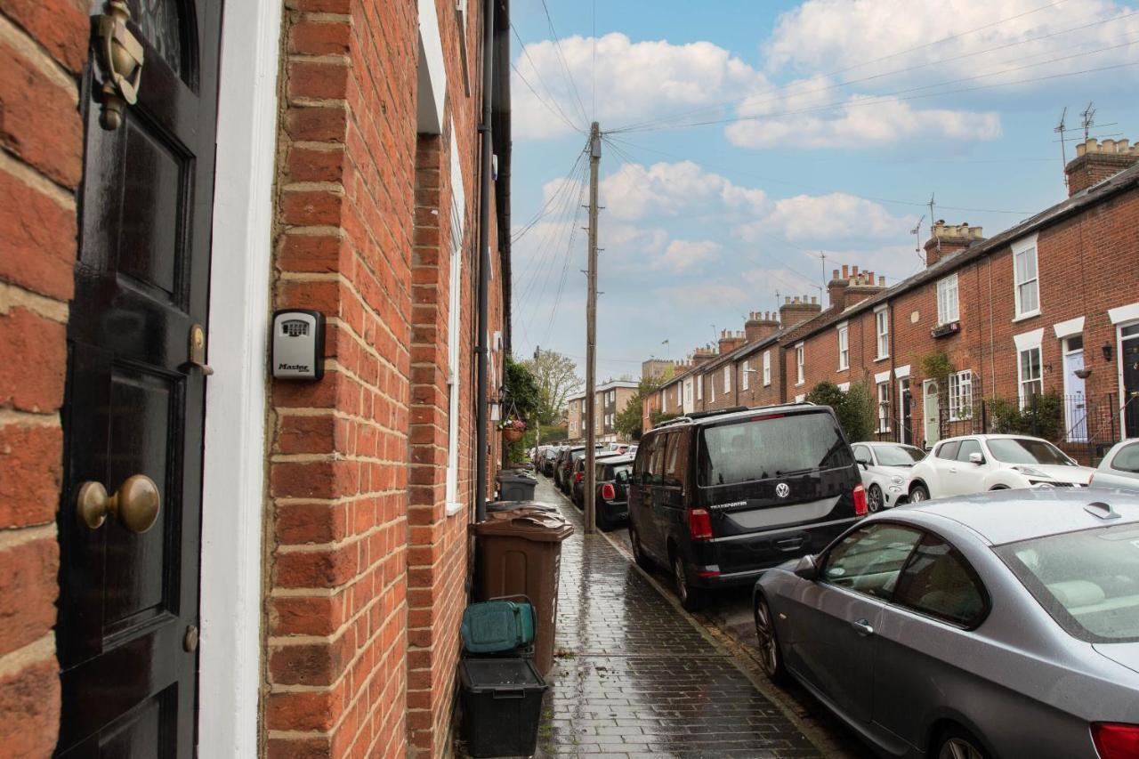 30 Percent Off Monthly Stays - City Centre - 3 Bedrooms St Albans 외부 사진