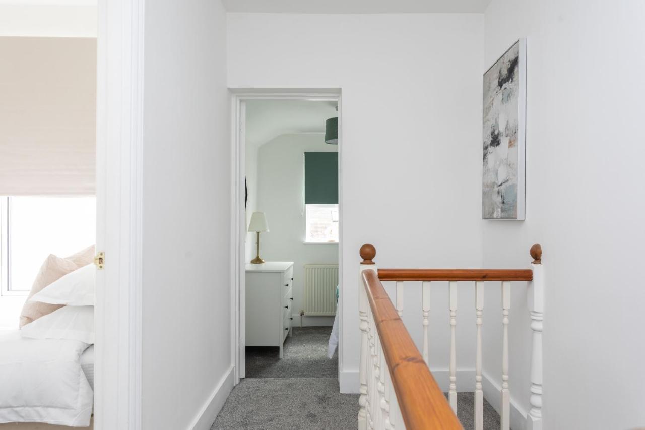30 Percent Off Monthly Stays - City Centre - 3 Bedrooms St Albans 외부 사진